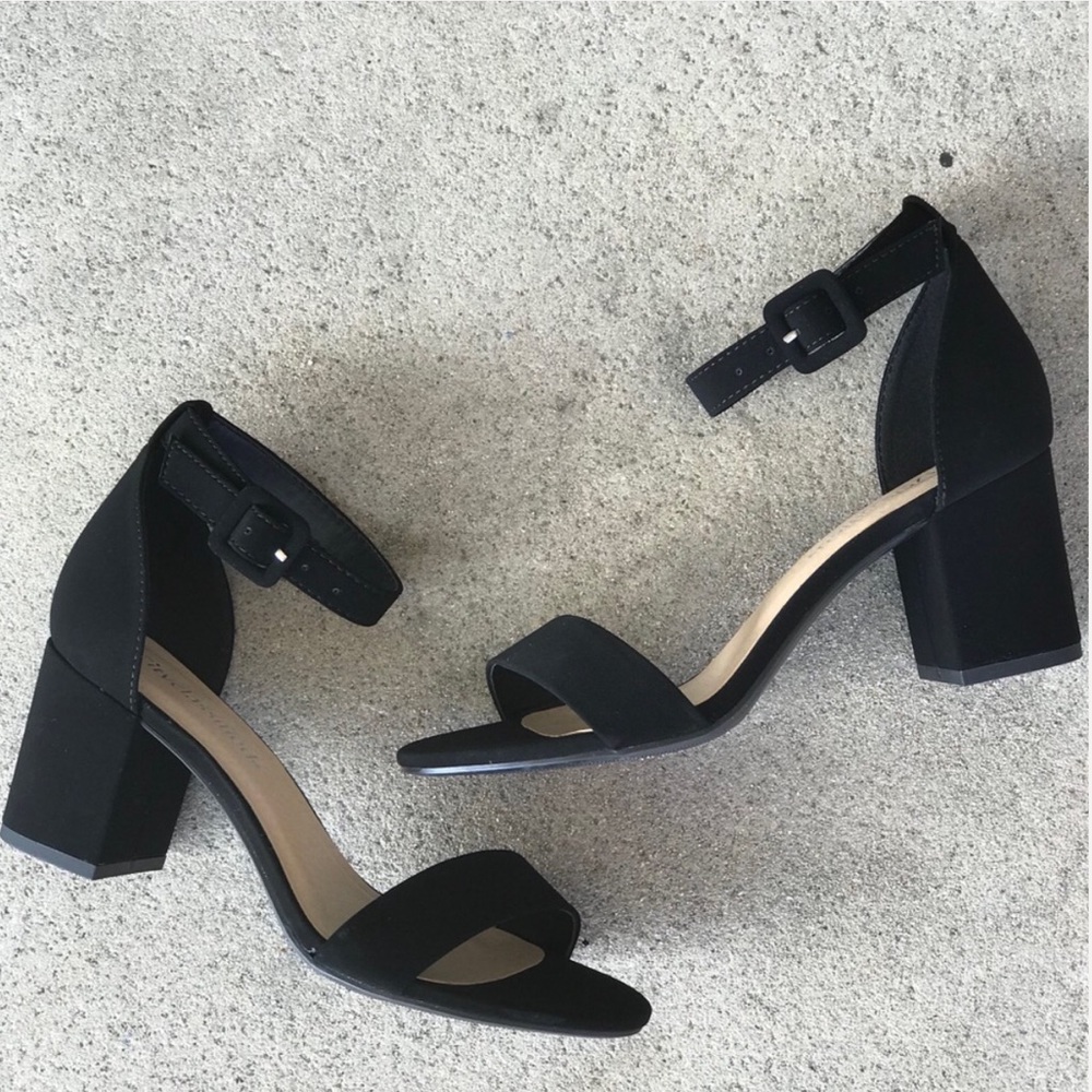 City Classified Black Cake Ankle Strap 2.5” Heel - Picture 2 of 7